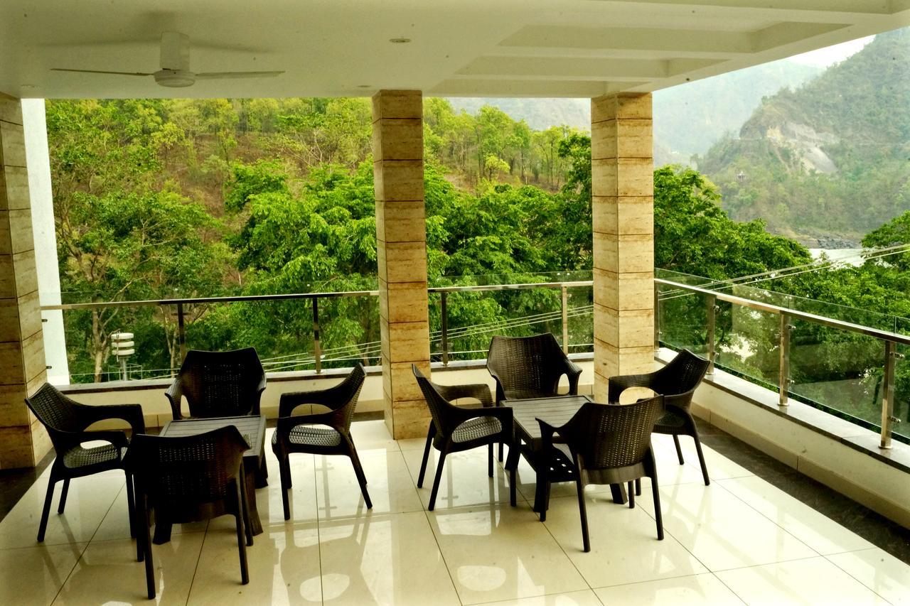 Hotel Trance Ganga Tapovan Exterior photo